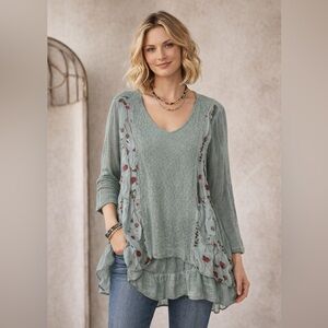 Signals Floral Embroidered Tunic Top Sage Green 2X Lagenlook Artsy Mixed Media